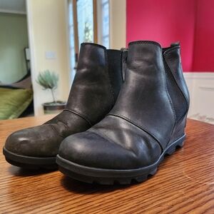 Women's SOREL Joan of Arctic Wedge II Chelsea Boots Black Sz 10